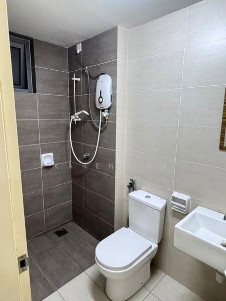 Kediaman Servis untuk Disewa di Gravit8, Klang - Karen Lau - Bathroom - PropertyGuru.com.my