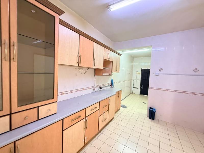 Terraced House for Sale in Taman Muzaffar Heights (Bukit Katil) - Ramona Tan - Kitchen - PropertyGuru.com.my