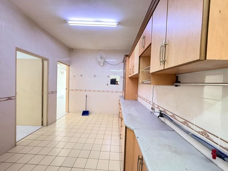 Terraced House for Sale in Taman Muzaffar Heights (Bukit Katil) - Ramona Tan - Kitchen - PropertyGuru.com.my