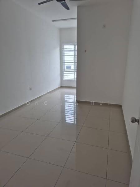2-storey Terraced House for Sale in Bandar Sri Sendayan (Negeri Sembilan) - Ong Jia Hui - PropertyGuru.com.my