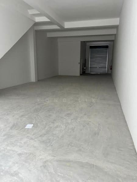 Shop for Rent in Permas Jaya (Johor) - Fong Lik - Interior - PropertyGuru.com.my