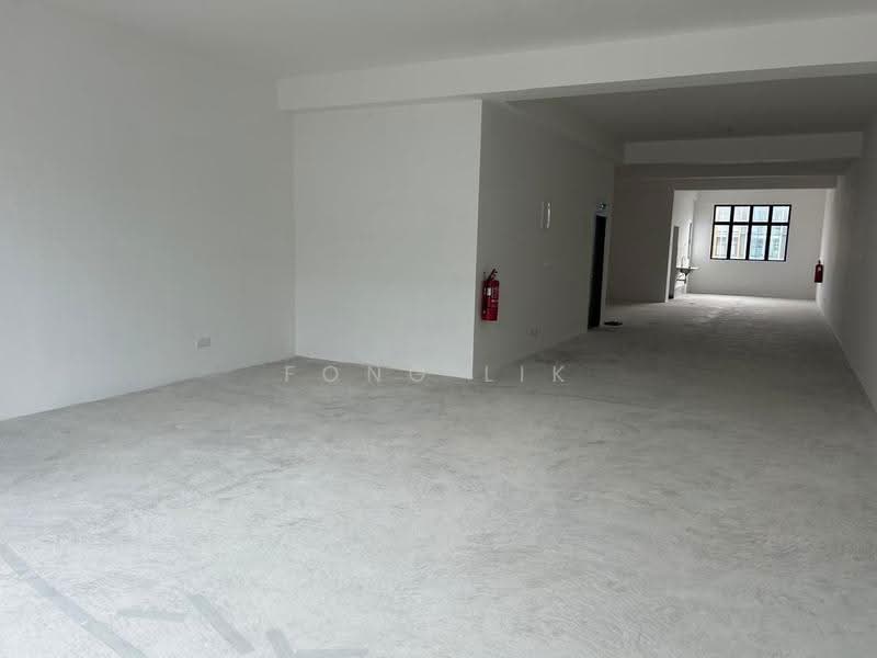 Shop for Rent in Permas Jaya (Johor) - Fong Lik - Interior - PropertyGuru.com.my