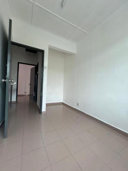 2-storey Terraced House for Rent in Seksyen 24 (Shah Alam) - Leon Leong - Interior - PropertyGuru.com.my
