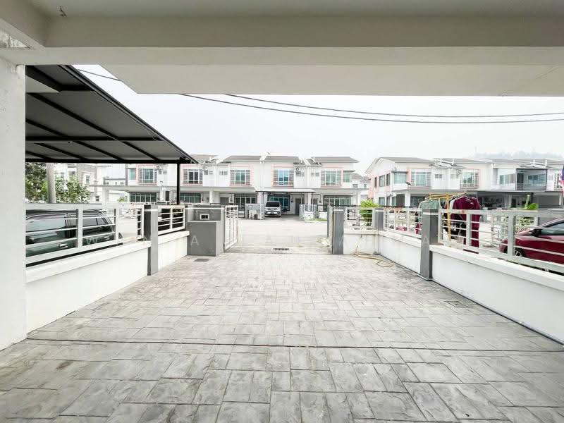 Rumah Teres 2-Tingkat untuk Dijual di Shah Alam (Selangor) - Wan Azlan Ahmad - Exterior - PropertyGuru.com.my