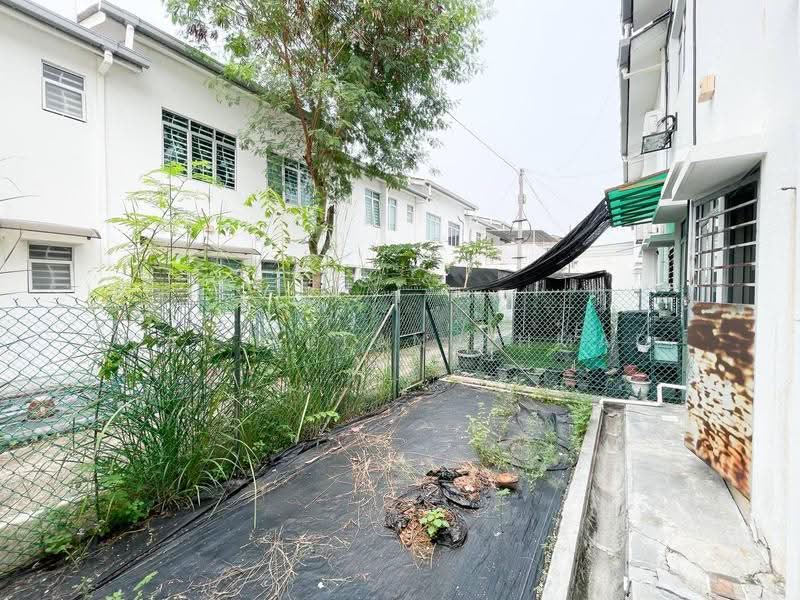 Rumah Teres 2-Tingkat untuk Dijual di Shah Alam (Selangor) - Wan Azlan Ahmad - Exterior - PropertyGuru.com.my