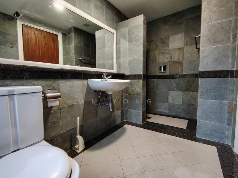 Condominium for Rent at 78 LAD - WM Yong - Bathroom 2 - PropertyGuru.com.my