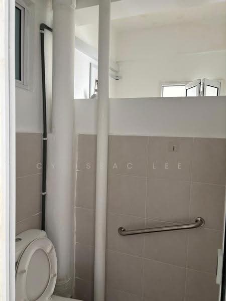 Apartment for Rent at Skyridge Apartment - Cy Issac Lee - Bathroom - PropertyGuru.com.my