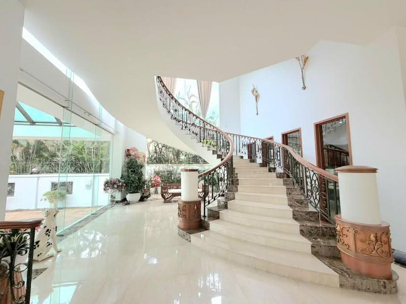 Bungalow House for Sale in Taman Stulang Laut (Johor Bahru) - Serene Low - PropertyGuru.com.my