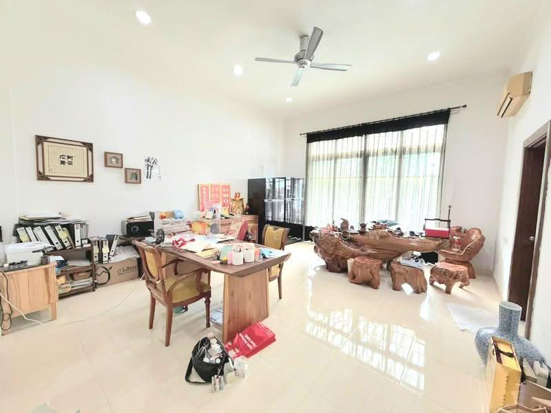Bungalow House for Sale in Taman Stulang Laut (Johor Bahru) - Serene Low - PropertyGuru.com.my