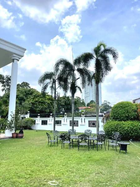 Bungalow House for Sale in Taman Stulang Laut (Johor Bahru) - Serene Low - PropertyGuru.com.my