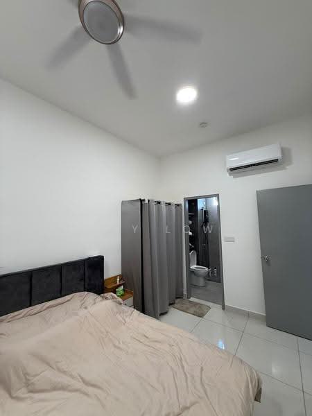Kediaman Servis untuk Disewa di Traders Park - Amy Low - Bedroom - PropertyGuru.com.my