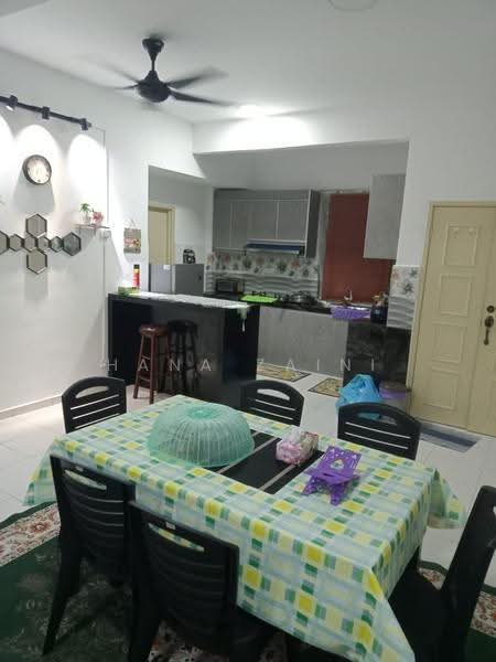 Rumah Bandar untuk Disewa di Senawang (Negeri Sembilan) - Hana Zaini - Kitchen - PropertyGuru.com.my