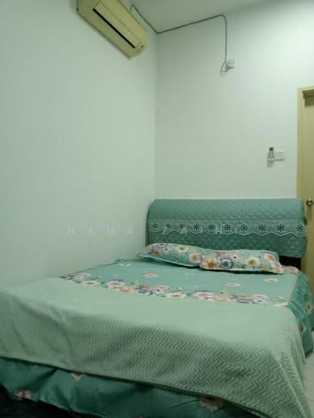 Rumah Bandar untuk Disewa di Senawang (Negeri Sembilan) - Hana Zaini - Bedroom - PropertyGuru.com.my