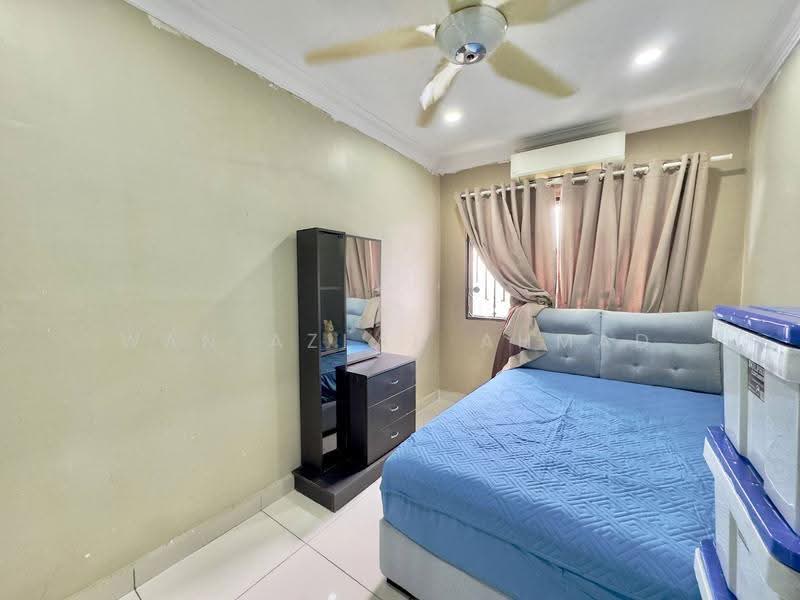 Condominium for Sale at Sri Suajaya Condominium - Wan Azlan Ahmad - Bedroom - PropertyGuru.com.my