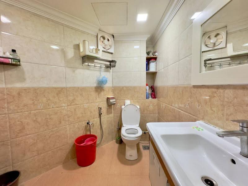 Condominium for Sale at Sri Suajaya Condominium - Wan Azlan Ahmad - PropertyGuru.com.my