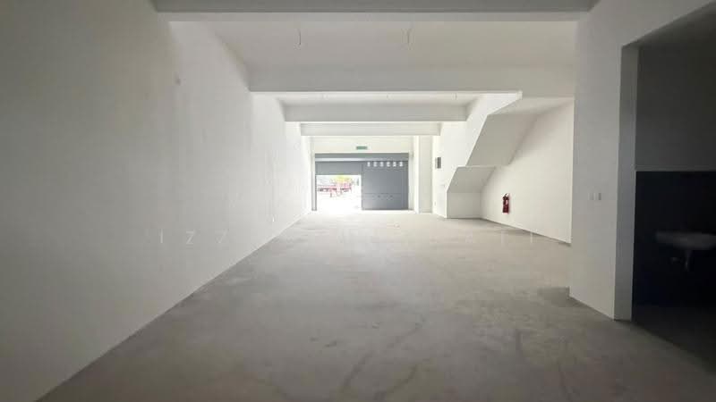 Shop / Office for Rent in Bandar Serenia (Dengkil) - Izzaza Izzati - Entrance - PropertyGuru.com.my