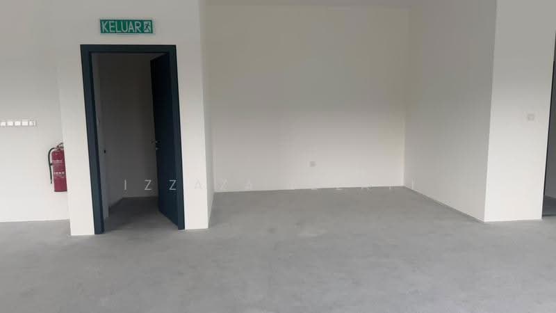 Shop / Office for Rent in Bandar Serenia (Dengkil) - Izzaza Izzati - Entrance - PropertyGuru.com.my