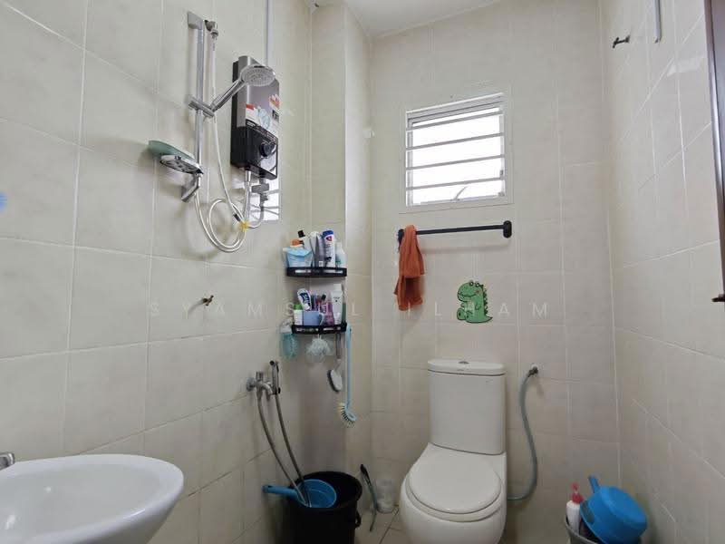 Rumah Teres 2-Tingkat untuk Dijual di Shah Alam (Selangor) - Syamsul Ilham - Bathroom - PropertyGuru.com.my