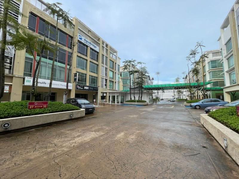Shop / Office for Sale in Seksyen U13 (Setia Alam) - Chloe Tan - Exterior - PropertyGuru.com.my