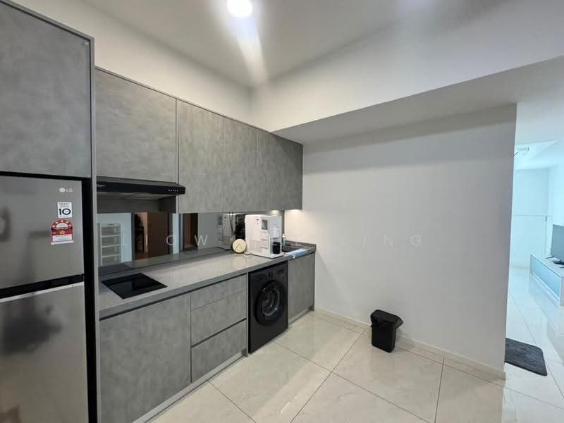 Kediaman Servis untuk Dijual di Bay Suites - LIOW YEE LING - Kitchen - PropertyGuru.com.my