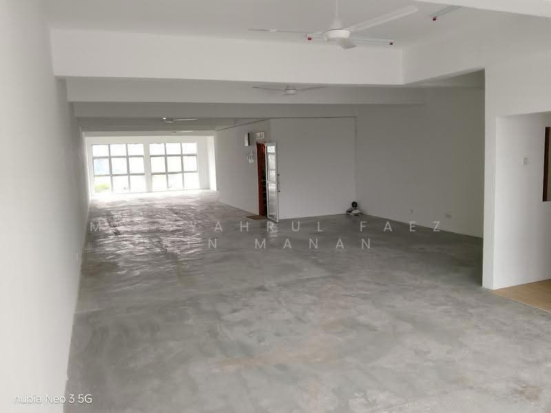 Shop / Office for Rent in Bandar Tun Hussein Onn (Cheras) - Md Syahrul Faez Bin Manan - Interior - PropertyGuru.com.my