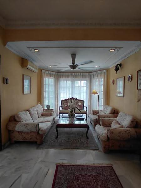 2-storey Terraced House for Sale in Usj 4 (Subang Jaya) - Sam Leng - Living Room - PropertyGuru.com.my