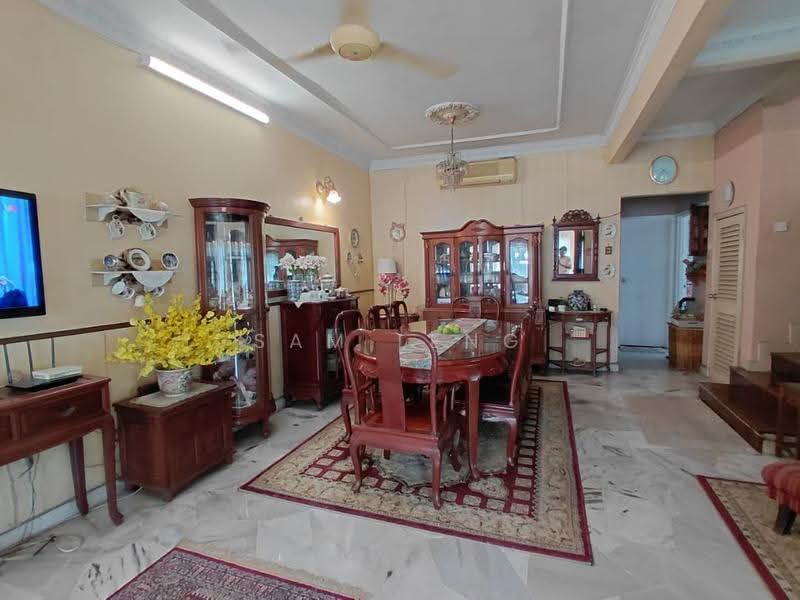 2-storey Terraced House for Sale in Usj 4 (Subang Jaya) - Sam Leng - Dining Room - PropertyGuru.com.my