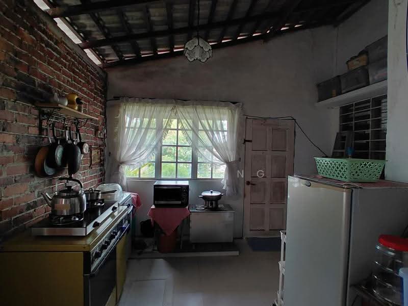 2-storey Terraced House for Sale in Usj 4 (Subang Jaya) - Sam Leng - Kitchen - PropertyGuru.com.my