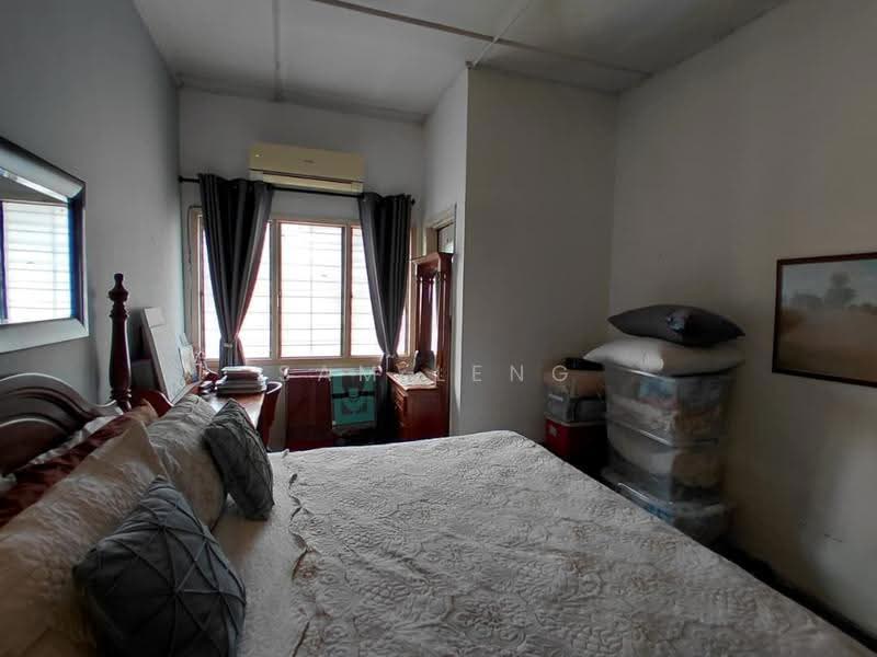 2-storey Terraced House for Sale in Usj 4 (Subang Jaya) - Sam Leng - Bedroom - PropertyGuru.com.my