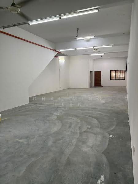 Shop for Rent in Bandar Tun Hussein Onn (Cheras) - Chai Ming Hern - Interior - PropertyGuru.com.my