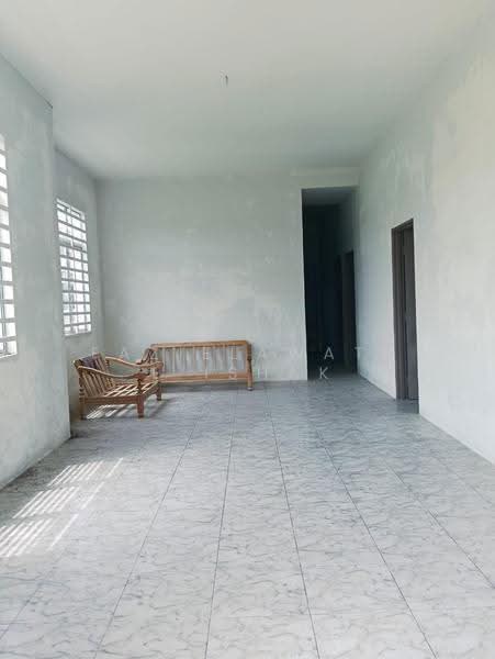 Rumah Berkembar untuk Dijual di Kuantan (Pahang) - Fazielawatie Ishak - Living Room - PropertyGuru.com.my