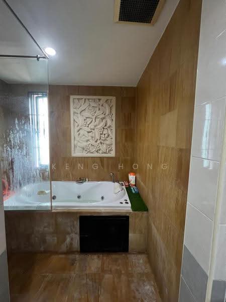 Bungalow House for Sale in Bukit Rahman Putra (Sungai Buloh) - Keng Hong - Bathroom - PropertyGuru.com.my