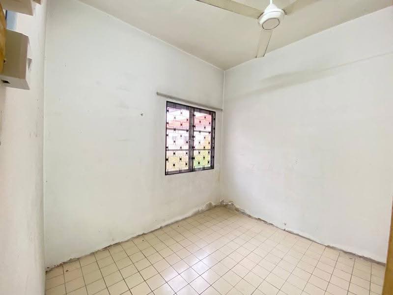 2-storey Terraced House for Sale in Seksyen 8 (Shah Alam) - Mohd Adryzam - Interior - PropertyGuru.com.my