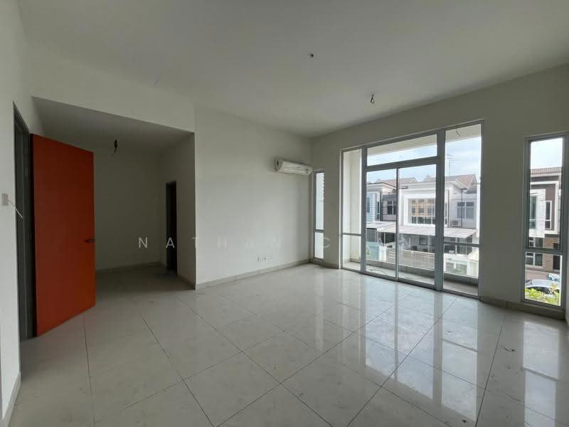 2-storey Terraced House for Sale in Bandar Seri Alam (Masai) - Nathan Chan - Living Room - PropertyGuru.com.my