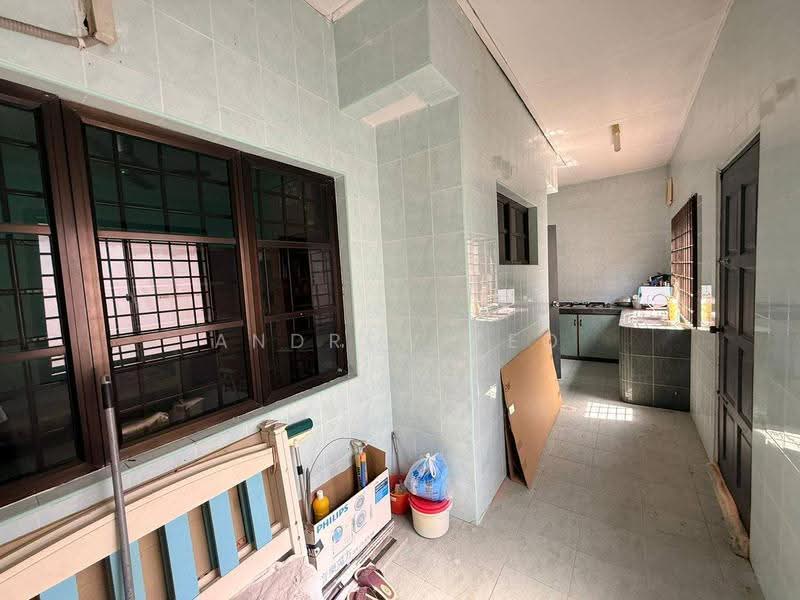 2-storey Terraced House for Sale in Taman Desa Tebrau (Tebrau) - Andrew Teo - Kitchen - PropertyGuru.com.my