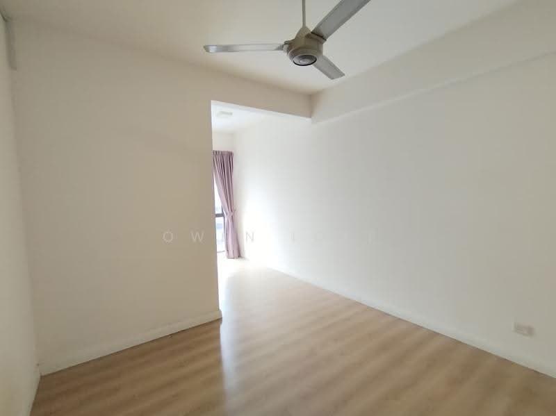 Kediaman Servis untuk Disewa di Nova Saujana - Owen Loke - Living Room - PropertyGuru.com.my