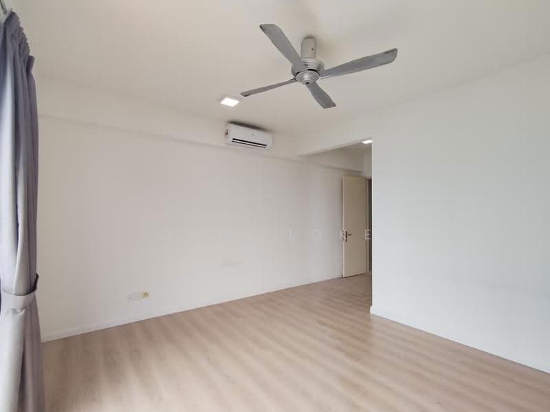 Kediaman Servis untuk Disewa di Nova Saujana - Owen Loke - Living Room - PropertyGuru.com.my