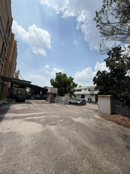 Kilang Berkembar untuk Dijual di Kawasan Perindustrian Balakong (Balakong) - Aiki Yap - Exterior - PropertyGuru.com.my