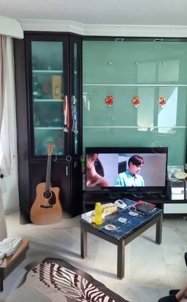 Apartment for Sale at Cascadia - Jordan Foo - Living Room - PropertyGuru.com.my