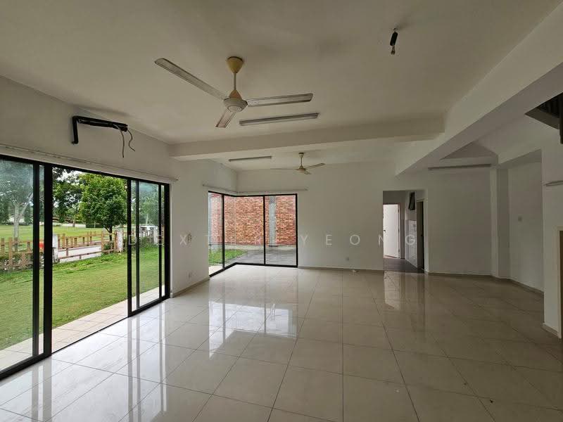 Cluster House for Rent in Setia Ecohill (Semenyih) - Dexter Yeong - Living Room - PropertyGuru.com.my