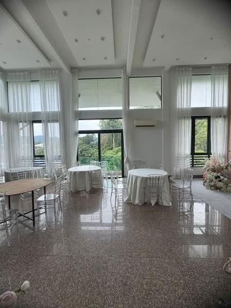Rumah Banglo untuk Dijual di Taman Melawati (Ulu Kelang) - Shawn Kuan - Living Room - PropertyGuru.com.my