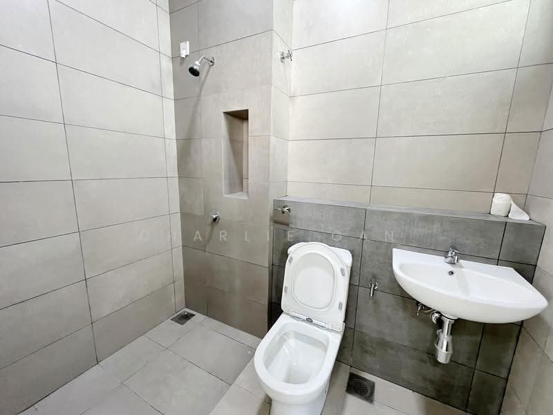 2-storey Terraced House for Rent in Telok Panglima Garang (Selangor) - Charlie Gan - Bathroom - PropertyGuru.com.my
