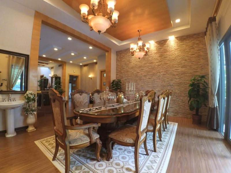 Bungalow House for Sale in Perdana Lakeview East (Cyberjaya) - M. Sundram - Dining Room - PropertyGuru.com.my