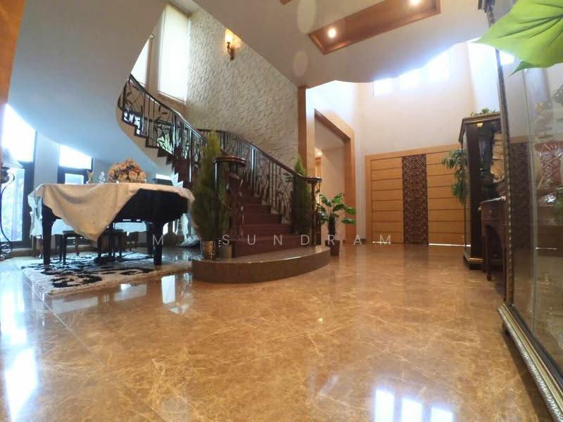 Bungalow House for Sale in Perdana Lakeview East (Cyberjaya) - M. Sundram - Entrance - PropertyGuru.com.my