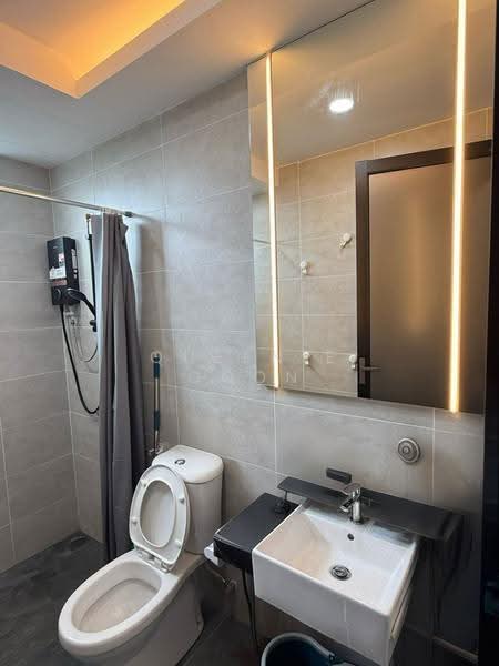 Condominium for Rent at QuayWest Residence - Queenie Goon - Bathroom - PropertyGuru.com.my