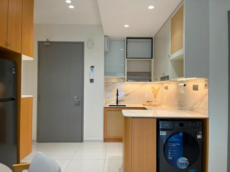 Service Residence for Rent at The Era @ Duta North - Yong Jin - Kitchen - PropertyGuru.com.my