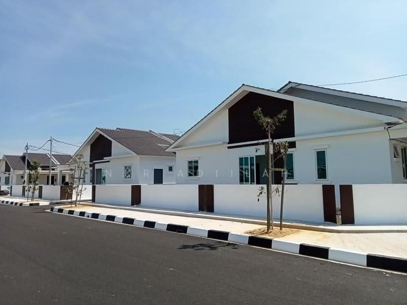 Rumah Teres 1-Tingkat untuk Dijual di Rumah Teras Setingkat di Tasek Gelgor Penang (Tasek Gelugor) - Nur Adiilah - Exterior - PropertyGuru.com.my