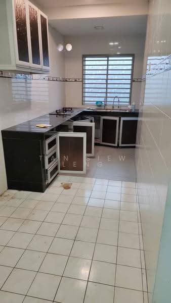 1-storey Terraced House for Sale in Seremban (Negeri Sembilan) - Tan Siew Leng - Kitchen - PropertyGuru.com.my