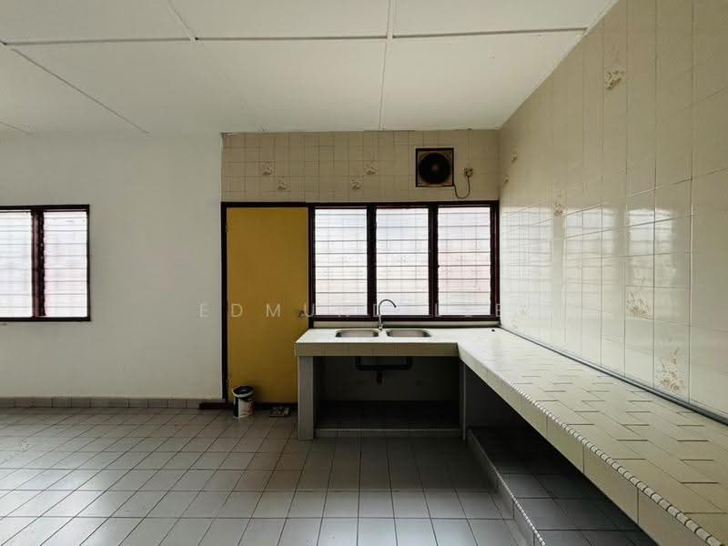 2-storey Terraced House for Sale in SS5 (Petaling Jaya) - Edmund Lee - Kitchen - PropertyGuru.com.my