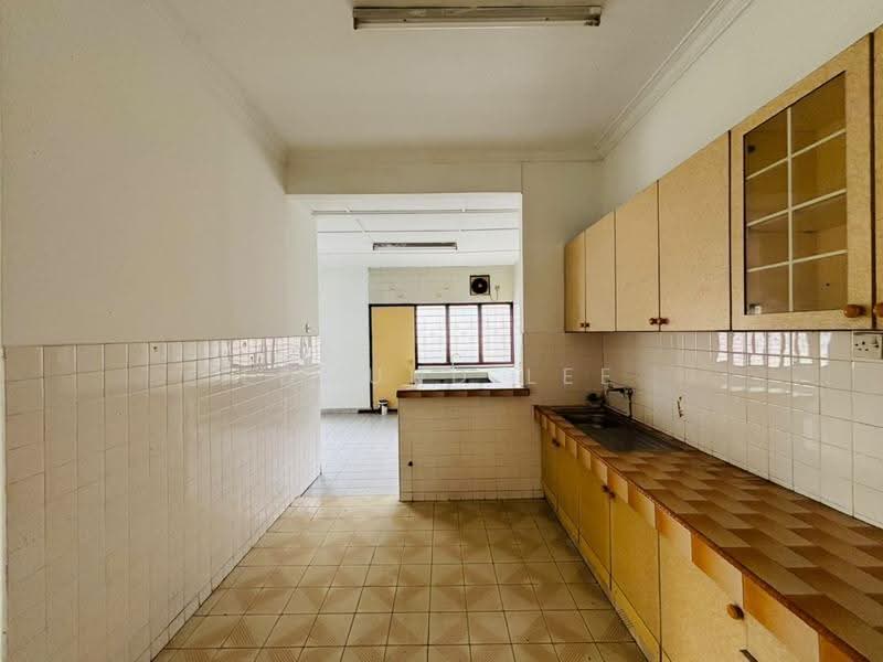 2-storey Terraced House for Sale in SS5 (Petaling Jaya) - Edmund Lee - Kitchen - PropertyGuru.com.my